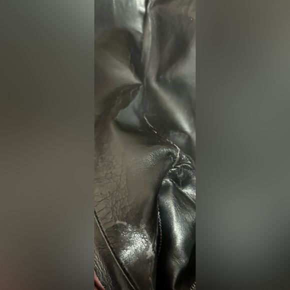 Vintage “Vibram” Distressed Italian Leather Boots (size 8.5) - Picture 8 of 9